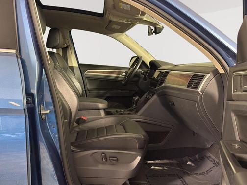 2019 Volkswagen Atlas 3.6L SEL Premium