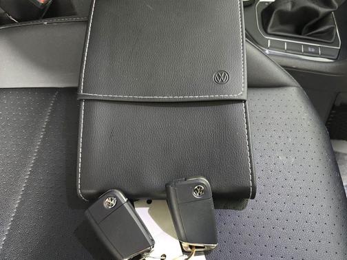 2020 Volkswagen Tiguan 2.0T SE 4MOTION