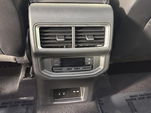 2024 Volkswagen Atlas 2.0T SE w/Technology 4MOTION