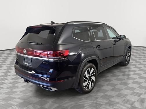2024 Volkswagen Atlas 2.0T SE w/Technology 4MOTION