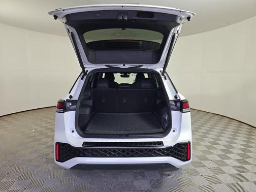 2026 Volkswagen Tiguan 2.0T SE R-Line Black 4MOTION