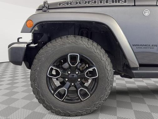 2017 Jeep Wrangler Unlimited Smoky Mountain 4x4