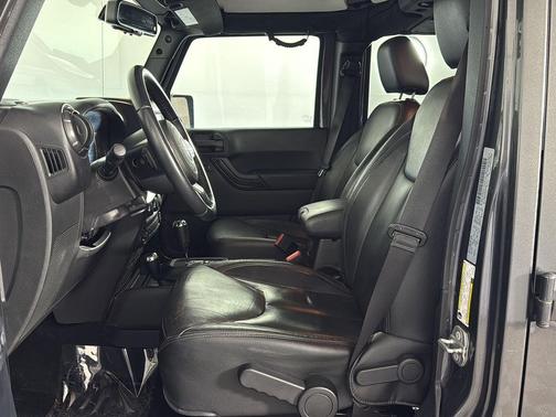 2017 Jeep Wrangler Unlimited Smoky Mountain 4x4