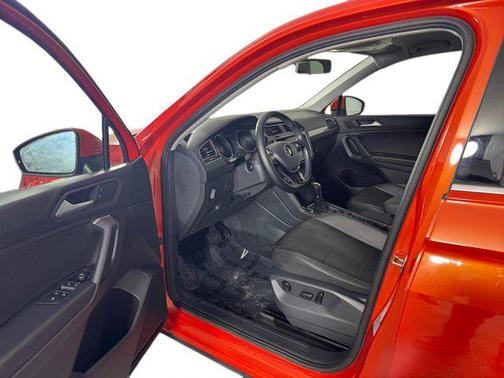 2019 Volkswagen Tiguan 2.0T SE 4MOTION