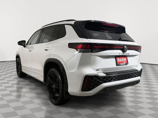 2026 Volkswagen Tiguan 2.0T SE R-Line Black 4MOTION