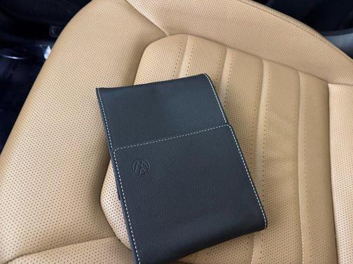 2024 Volkswagen Atlas Cross Sport 2.0T SEL