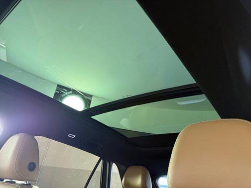 2024 Volkswagen Atlas Cross Sport 2.0T SEL