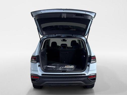 2025 Volkswagen Taos 1.5T SE Black