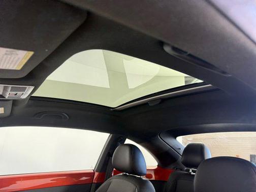 2017 Volkswagen Beetle 1.8T SEL