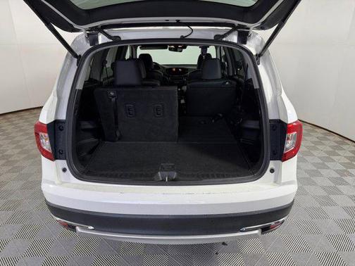 2019 Honda Pilot Touring 8-Passenger