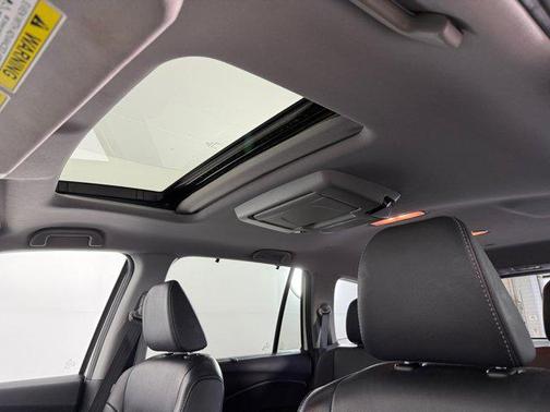 2019 Honda Pilot Touring 8-Passenger