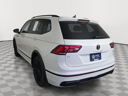 2022 Volkswagen Tiguan 2.0T SE R-Line Black 4MOTION