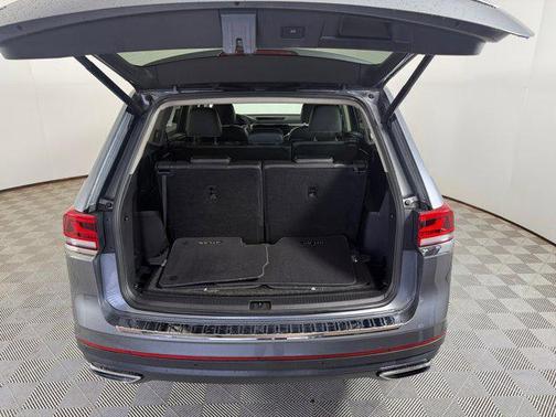 2023 Volkswagen Atlas 2.0T SE w/Technology 4MOTION