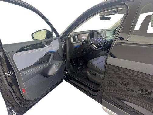 2025 Volkswagen Tiguan 2.0T SE 4MOTION