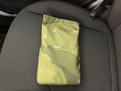 2022 Jeep Gladiator Altitude 4x4