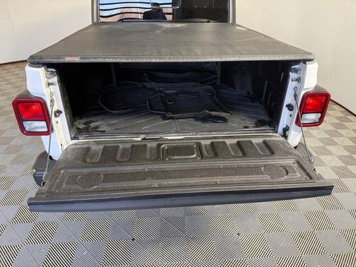 2022 Jeep Gladiator Altitude 4x4