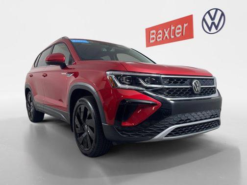 2024 Volkswagen Taos 1.5T SEL