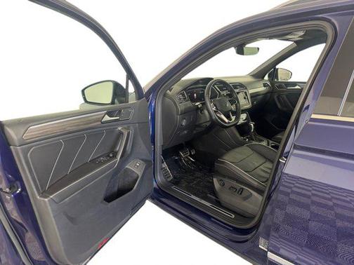 2022 Volkswagen Tiguan 2.0T SEL R-Line 4MOTION
