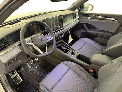 2026 Volkswagen Tiguan 2.0T SE R-Line Black 4MOTION