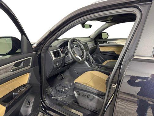 2021 Volkswagen Atlas Cross Sport 2.0T SE w/Technology 4MOTION