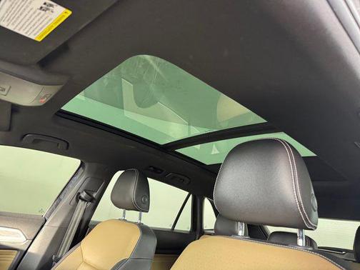 2021 Volkswagen Atlas Cross Sport 2.0T SE w/Technology 4MOTION