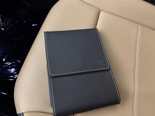 2021 Volkswagen Atlas Cross Sport 2.0T SE w/Technology 4MOTION