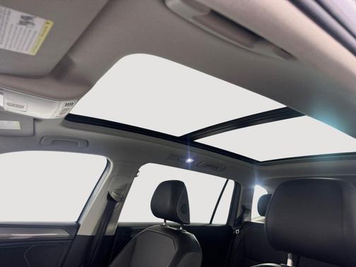 2024 Volkswagen Tiguan 2.0T SE 4MOTION