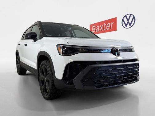 2026 Volkswagen Taos SE Black