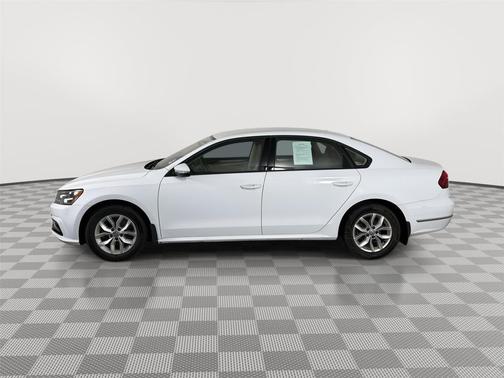 2018 Volkswagen Passat 2.0T S