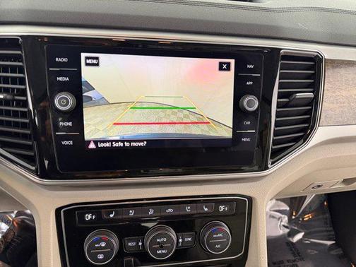 2019 Volkswagen Atlas 3.6L SEL Premium