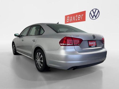 2014 Volkswagen Passat 1.8T Auto S