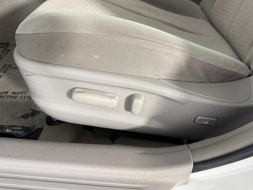 2011 Toyota Camry SE