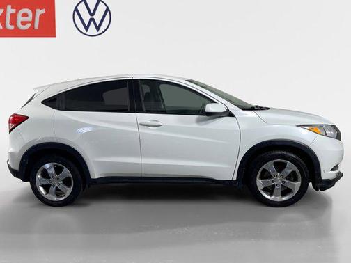 2017 Honda HR-V LX
