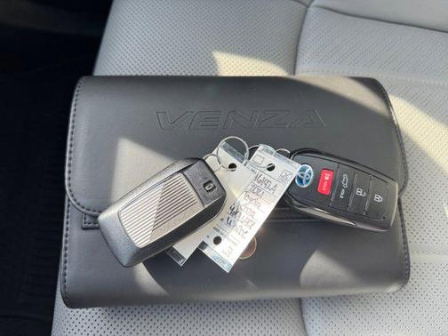 2021 Toyota Venza Limited