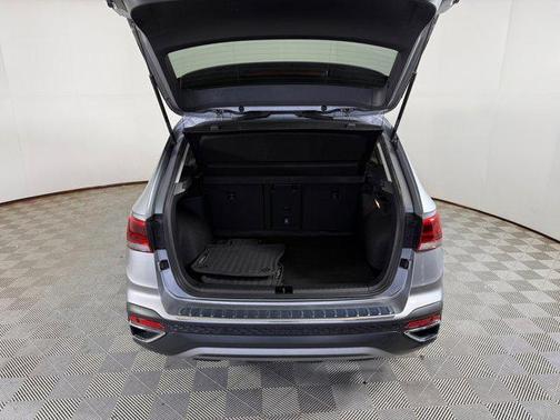 2023 Volkswagen Taos 1.5T SEL