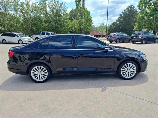 2015 Volkswagen Jetta Auto SE w/Connectivity/Navigation