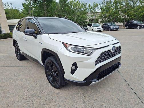 2019 Toyota RAV4 Hybrid SE
