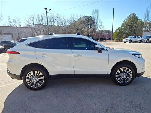 2022 Toyota Venza XLE