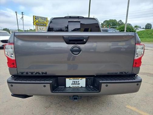 2019 Nissan Titan SV