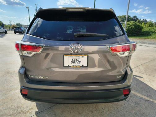 Predawn Gray Mica 2014 Toyota Highlander LE