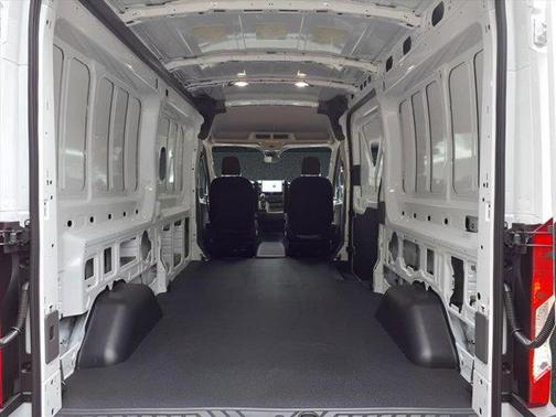 2025 Ford Transit-250 148 WB Medium Roof Cargo