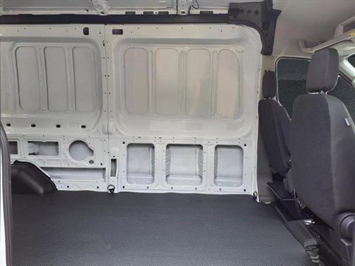 2025 Ford Transit-250 148 WB Medium Roof Cargo
