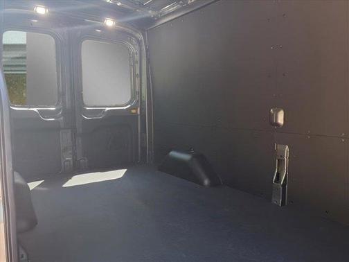 2025 Ford Transit-250 148 WB Medium Roof Cargo