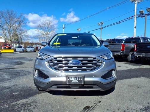 2021 Ford Edge Titanium