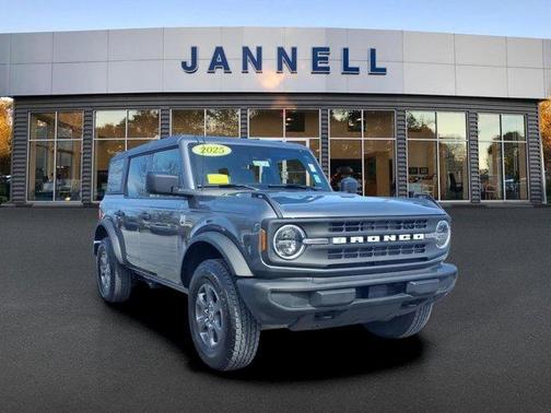 Carbonized Gray Metallic 2025 Ford Bronco Big Bend