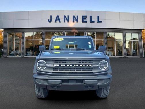 Carbonized Gray Metallic 2025 Ford Bronco Big Bend