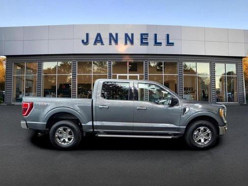 Carbonized Gray Metallic 2023 Ford F-150 XLT