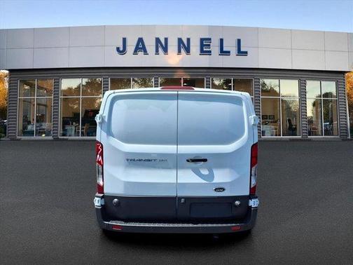 2025 Ford Transit-250 T250