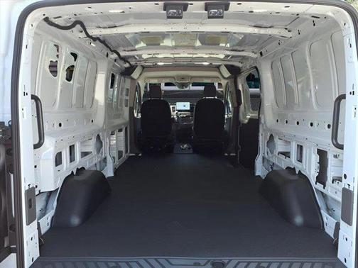 2025 Ford Transit-250 T250
