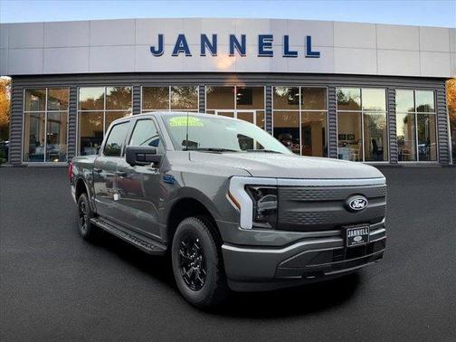 2025 Ford F-150 Lightning XLT